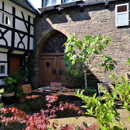 فندق Fuenf Giebel Eck In Der Freiheit Am Ruhrtalradweg ويتير المظهر الخارجي الصورة