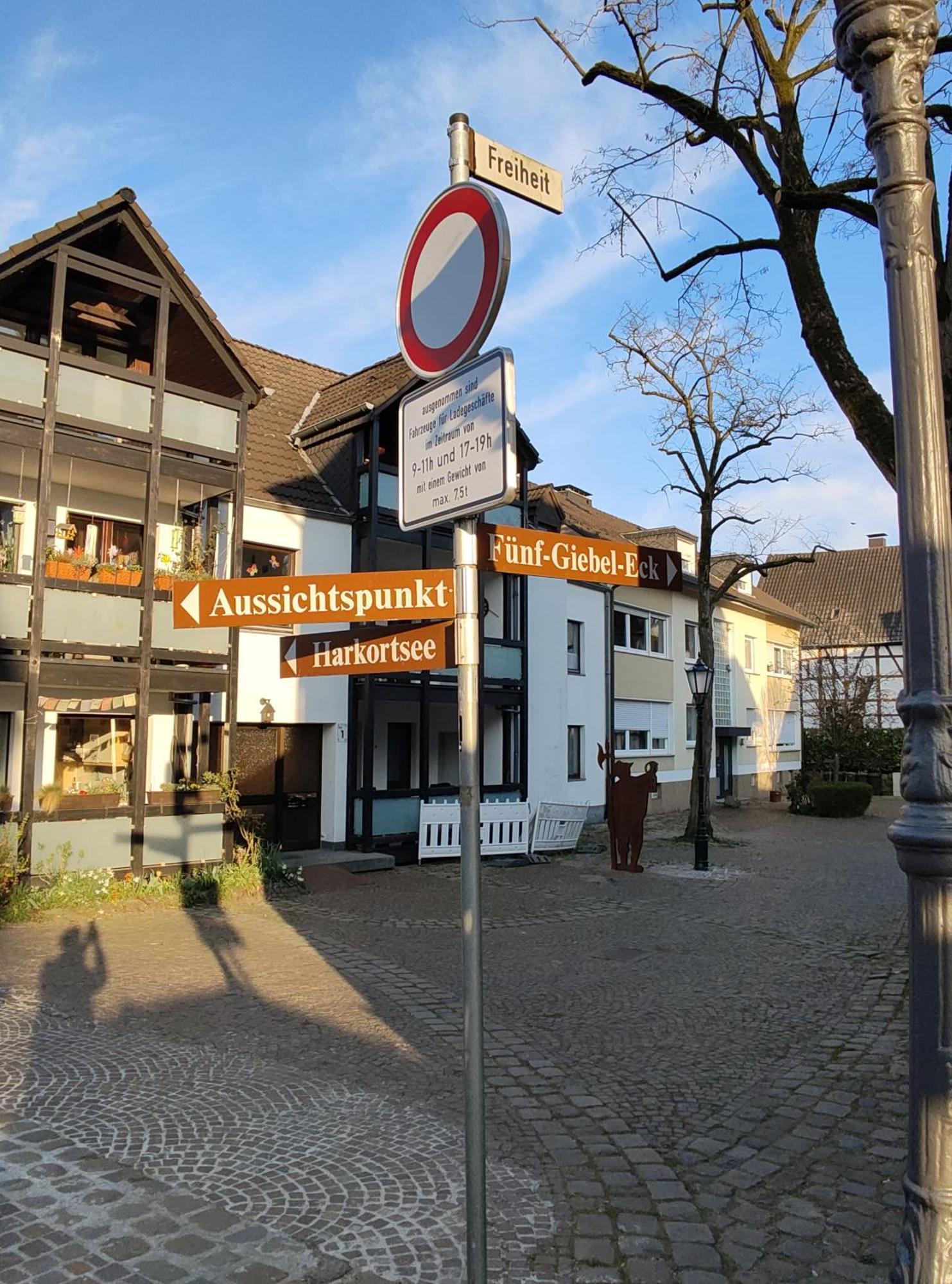 فندق Fuenf Giebel Eck In Der Freiheit Am Ruhrtalradweg ويتير المظهر الخارجي الصورة