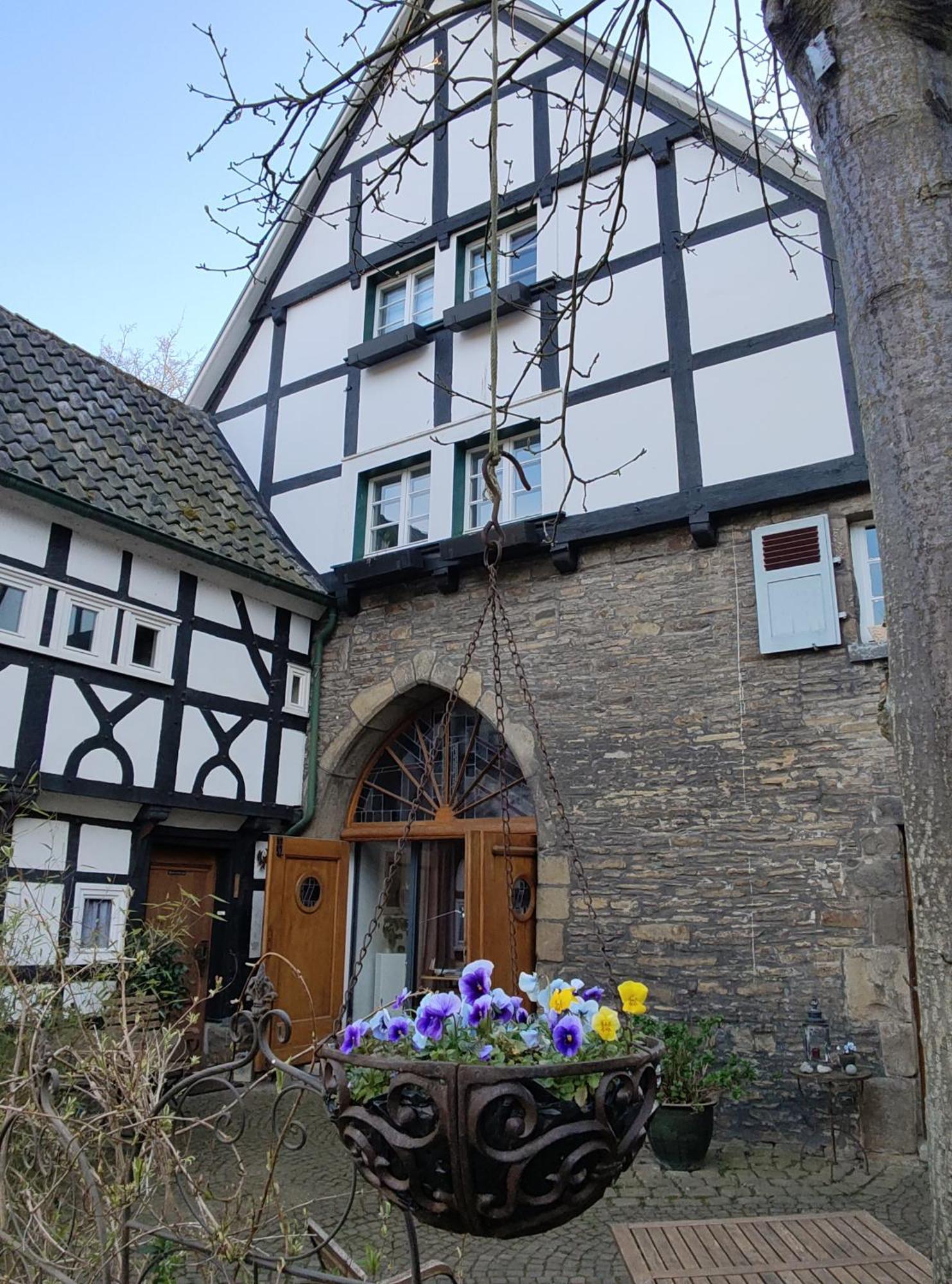 فندق Fuenf Giebel Eck In Der Freiheit Am Ruhrtalradweg ويتير المظهر الخارجي الصورة